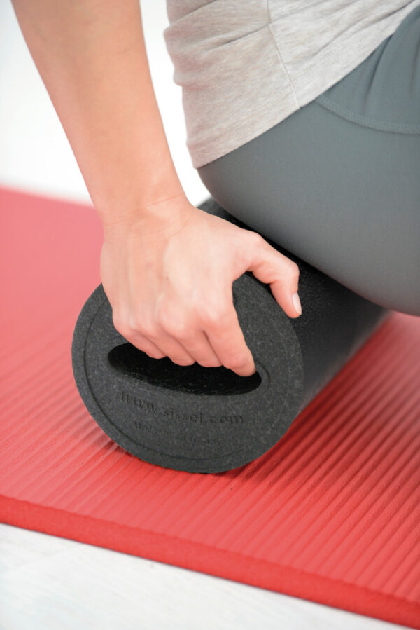 SISSEL® MYOFASCIA massaažirull, must - Image 6
